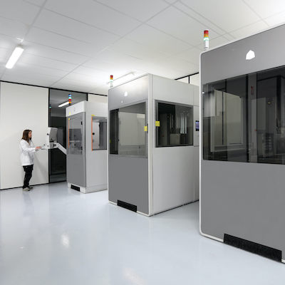 arrk-stereolithography-machine-room
